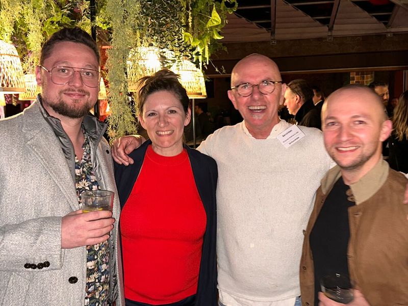 Ex-Kollegen unter sich (v. l.) Engelbert Földenyi (Jaeckel.IT) mit Tanja Tschorn, Bernd Klein und Robert Sasse (TD System Maverick). (Bild: Vogel IT-Medien )