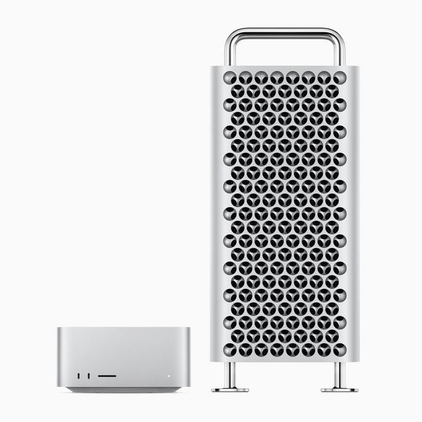 Der neue Mac Studio (links) und der neue Mac Pro. (Bild: Apple)