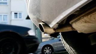 Ziel von Euro 7 ist es, den Ausstoß von Stickoxiden durch Fahrzeuge zu reduzieren. (Bild: ACE Auto Club Europa)