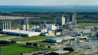 Novealis is the JV between Borealis and Nova Chemicals, which subsequently formed a 50/50 joint venture with an affiliate of Total to launch Bayport Polymers (Baystar) in the US. (Total)