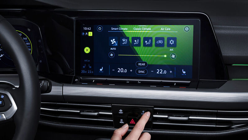 Immer mehr Funktionen im Auto werden zunehmend digital bedient.