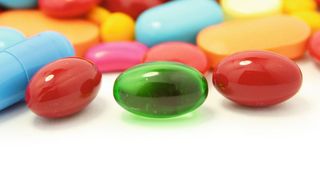 1 Metallische Verunreinigungen von Arzneimitteln stellen ein toxikologisches Risiko für den Patienten dar und können die Wirksamkeit negativ beeinflussen. (© Kwangmoo - Fotolia)