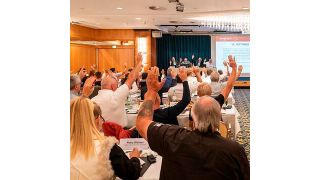 Die Bundestarifkommission der IG BCE beschließt einstimmig den Forderungsbeschluss für die aktuelle Tarifrunde. (IG BCE)