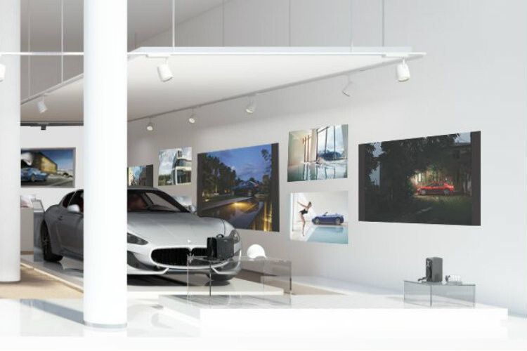 In der Galleria Maserati sind auch Arbeiten des renommierten Automobilfotografen René Staud zu sehen. Sie werden auch zum Kauf angeboten. (Foto: Maserati)