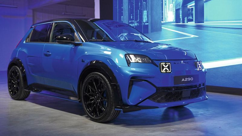 Stramm und knackig: Der neue Alpine A290 ist trotz nur 4 Meter Außenlänge optisch sehr präsent.(Bild:  Renault)