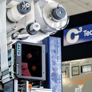 Das Smart Identity System von C3 bietet optimale Anschlussmöglichkeiten: Anwender können per Fernzugriff – von jedem webfähigen Gerät aus – Befehle anstoßen, zuverlässige Diagnostik implementieren, Vorlagen und Etiketten flexibel ändern und auf Daten zugreifen.
