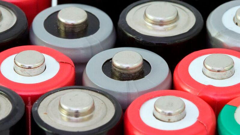 Starthilfe: Der chinesische Batterieriese CATL fertigt ab jetzt Batteriezellen für Autoakkus in Thüringen – und damit in der Nähe seiner deutschen Automotive-Kunden.