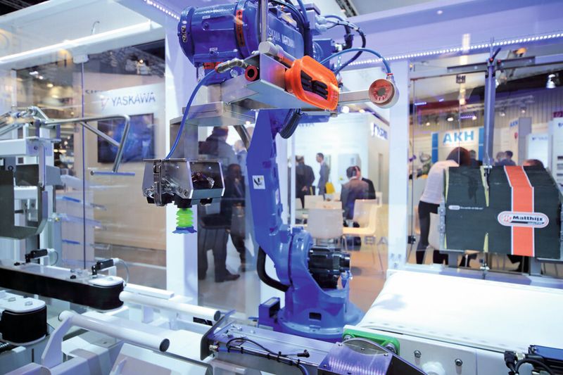 Bild 2: Je nach Anwendung sind unterschiedliche Vernetzungsarchitekturen möglich, die Steuerung, HMI, Antriebe und Roboter verknüpfen. (Bild: Yaskawa)