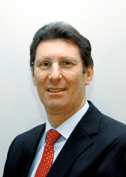 Dr. Walter Kimmelmann, who heads the Model-Based Systems Department at the Faculty for Production Metrology and Quality Management of the Machine Tool Laboratory (RWTH in Aachen): “Production metrology provides the foundations for imaging the real factory world.” (VDW)