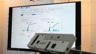 Der Partikelsensor von Qant misst Partikelverteilungen über ein Lasersignal und liefert so Echtzeitdaten über Partikelgröße und Anzahl. (Bild: VCG – Lüttmann)