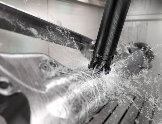 With the Coromill MR20 milling system, the cutting tool specialist Sandvik Coromant is bringing a product that should make a name for itself in tool and mold making, as well as in aerospace components, to what the manufacturer claims it can do ...(Image: Sandvik Coromant)