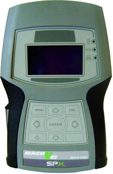 Fischer Elektronik, deutscher Importeur der Firma SPX Service Solutions, bietet mit dem „Mach V“  eine Diagnoseschnittstelle der neuesten Generation, die die SAE-Norm J2534 erfüllt und Euro-5/6-  tauglich ist.  (Foto: Fischer Elektronik)