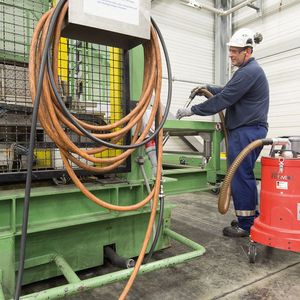 Der „kleine Bruder“ reinigt die Abfüllanlagen.