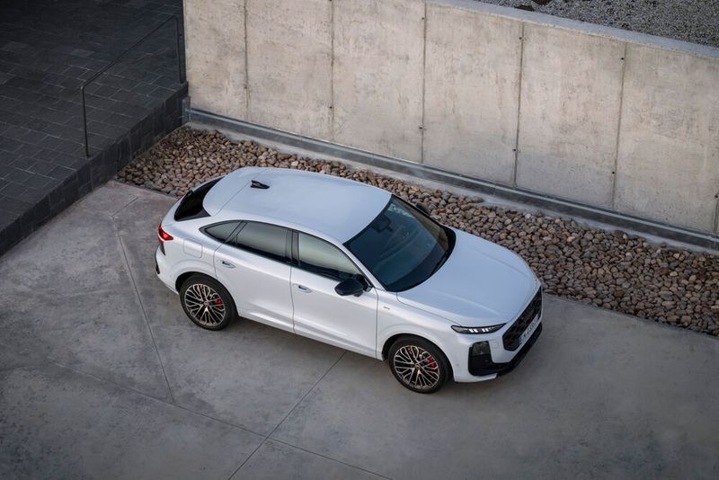 Das Heckdesign verleiht dem Q3 eine sportlichere und emotionalere Note. (Bild: Audi)