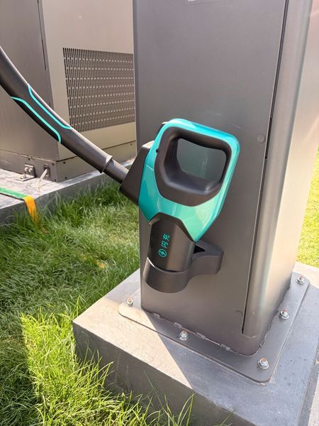 Auch in Deutschland sollen entsprechende Ladesäulen gebaut werden (Bild: Tomas Hirschberger)