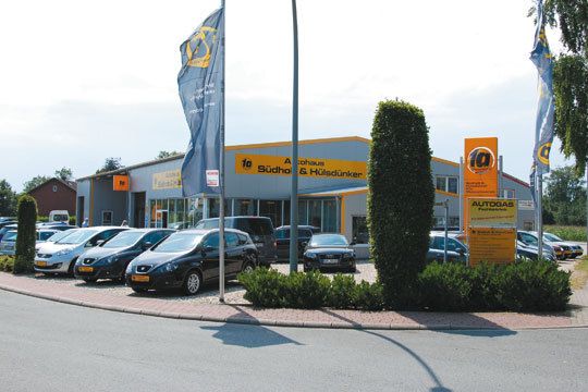 Service und Fahrzeughandel gehören für den freien Kfz-Betrieb in Heiden untrennbar zusammen. (Archiv: Vogel Business Media)