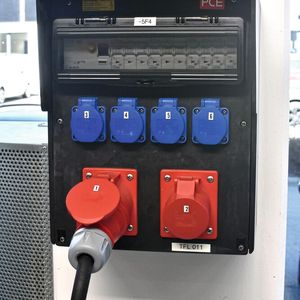 Die 1988 Brandt GmbH produziert hauptsächlich Formen und Werkzeuge für den Kunststoffspritzguss, viele davon für ihren Mehrheitseigentümer, den Stecksystemhersteller PC Electric GmbH. (Bild: Peter Kemptner)