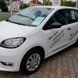 Mit dem elektrischen Skoda Citigo hat im Autohaus die Elektromobilität Einzug gehalten. (Bild:  Rosenow/»kfz-betrieb«)