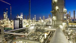 Die BASF ist erneut von eigenen Mitarbeiten und Fremdfirmen um mehrere Millionen Euro betrogen worden. (BASF)