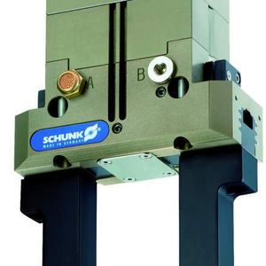 Bild 2: Der Greifer mit Spindelschnittstelle ermöglicht eine kostengünstige Automatisierung von Bearbeitungszentren.