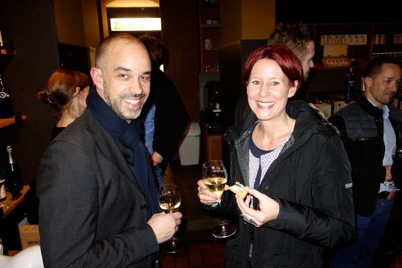 Brian Jones und Sibylle Ludwig, Seagate, freuen sich auf einen entspannten Abend mit den Partnern. (Bild: IT-BUSINESS)