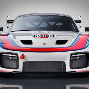 Porsche legt den legendären 935 zum 70. Geburtstag der Marke neu auf.(Bild:  Porsche)