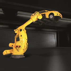 Der neue Schwerlastroboter M-2000iA mit einer maximalen Traglast von 1700 kg kann eine komplette Karosserie heben.