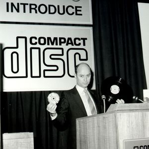 Der niederländische Mit-Entwickler Joop Sinjou stellte die CD vor 25 Jahren der Öffentlichkeit vor.