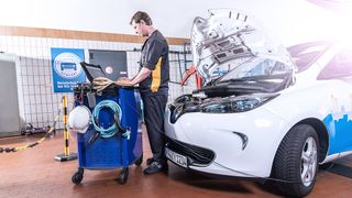 Für die aktuelle „EV After-Sales-Studie“ von Uscale wurden rund 2.200 Halter von E-Autos befragt. (Bild: Promotor)
