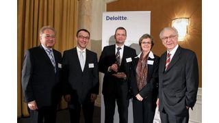 Von links: Leiter Engineering bei Röhm Johann Taglang, der Bürgermeister von Sontheim Matthias Kraut, Röhm-Geschäftsführer Dr. Michael Fried mit Frau und Prof. Dr. h.c. Lothar Späth.  (Bild: Röhm GmbH)