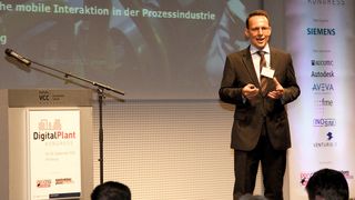 Durchaus kontrovers diskutiert, die von Prof. Dr. Leon Urbas gestellte Frage: Wer pflegt am Ende des Planungsprozesses die digitale Anlage, und wer trägt die Kosten für die in der Betriebsphase anfallenden Änderungen. (Bild: Process)