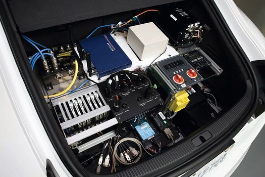 Noch nimmt die Technik, die für das autonome Fahren benötigt wird, viel Raum ein. Auch das wird sich ändern. (Audi)