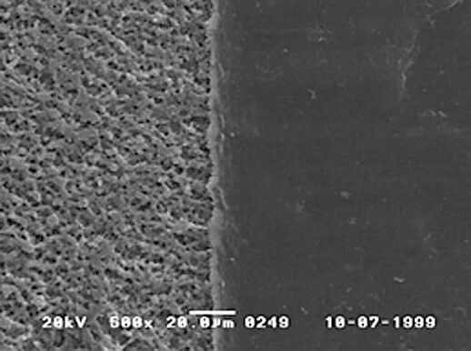 Bild 6: ... und raut die Oberfläche auf. (Bild: LPKF)