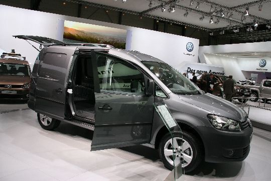 Der neue Caddy kommt mit Blue-Motion-Technologie und sechs neuen TDI- und TSI-Vierzylinder-Motoren. (Archiv: Vogel Business Media)