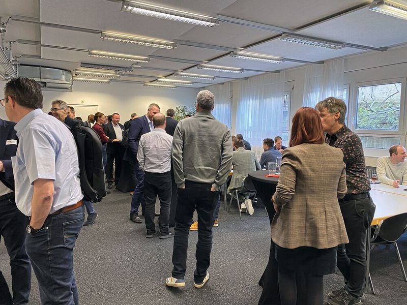 La révolution de l'intelligence artificielle est en marche. Cette septième édition de l'Innovation Tour a permis aux participants d'échanger longuement sur le sujet. (Source : Marina Hofstetter)