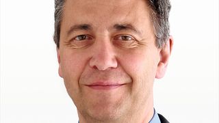 Dr. Klaus Kremper, Vorsitzender des Vorstands/CEO der Knauf Interfer SE: „Unter der Führung von Friedrich W. R. Brökelmann hat das Traditionsunternehmen einen wahren Innovationsschub erlebt. Diesen Weg werden wir fortsetzen.“ (Foto: Knauf Interfer)