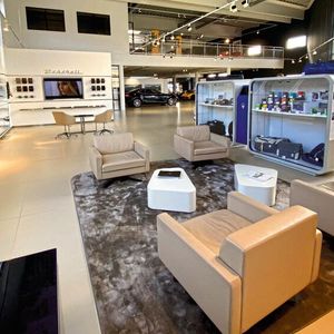 Der Maserati-Schauraum hat 350 Quadratmeter Fläche.(Bild:  Jacobs)