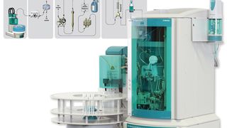 Abb.1: Ionenchromatographiesystem für die Chromatbestimmung mit UV/VIS-Detektor und Autosampler; Schema: Nach Reduktion zu Chrom(III) erfolgt die Derivatisierung zum Farbkomplex. (Bild: Metrohm)