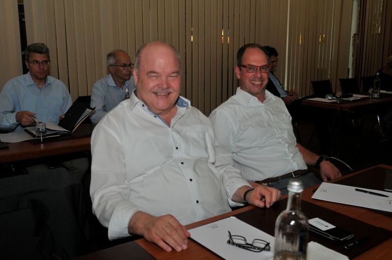 Mia san mia: (v. li.) Albert Vetterl und Andreas Tröger (beide Kfz-Gewerbe Bayern). (Zietz/»kfz-betrieb«)