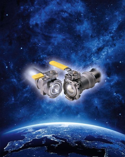 Die Trockenkupplungen der neuen Generation sind mit einem Doppelkugelventil versehen und leicht zu bedienen und anzuschließen. (© Lev/Fotolia.com, OPW [M] Frank)