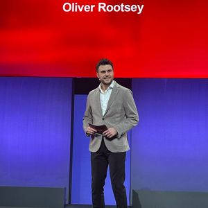 Oliver Rootsey, General Manager Germany & Austria bei Lenovo, gibt Einblicke in die KI-Strategie von Lenovo.(Bild:  Vogel IT-Medien)