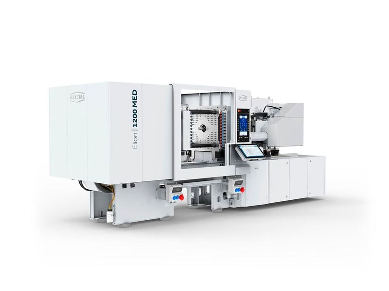 Weltpremiere auf der K 2025 in Düsseldorf feiert die durch eine verbessernde Evolutionsphase gegangene Modellreihe Elion. Hier das Modell Elion MED mit 1.200 Kilonewton Schließkraft. Ihre wassergekühlten Antriebe und der hermtisch abgedichtete Schaltschrank machen sie tauglich für den Reinraum. (Bild: Netstal)