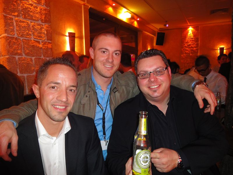 (v.l.) Keine Party ohne Sascha Bosen und Max Muth, AMD, und Andreas Pokorny, Sapphire (Archiv: Vogel Business Media)
