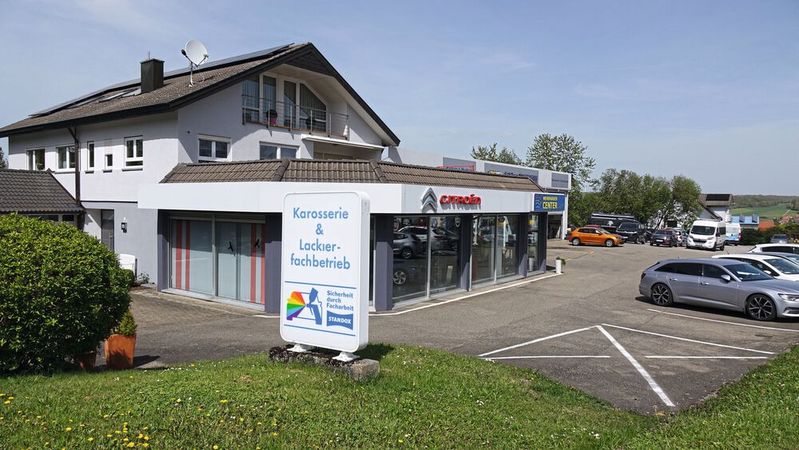 Das Autohaus Straubinger war früher ein Citroën-Vertragshändler und ist heute noch Servicepartner der französischen Marke.(Bild:  Rosenow – VCG)