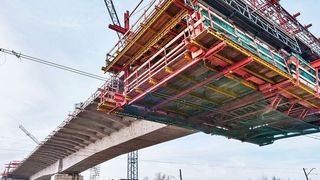 Für Freivorbauprojekte im Ingenieurbrückenbau sichert Peri beste Kundenbetreuung über den gesamten Projektverlauf aus einer Hand. (Bild: Peri)