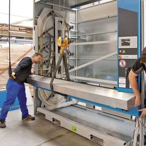 Bild 2: Jede Lagereinheit von 350 und 650 kg pro Kommissionierträger ist mit einem leistungsangepassten Antrieb versehen, der die Betriebskosten senkt. 