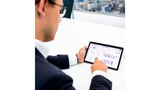 Integrierte Sensoren und eine eigene IoT-Plattform machen es möglich, Daten zur Verbesserung der Wartung zu sammeln und Auffälligkeiten zu melden. (Bild: Ziehl-Abegg)