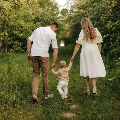 Les principaux résultats de cette étude ont montré que l'exposition au tabagisme parental pendant l'enfance était associée à des modifications de la structure cardiaque et à une baisse des performances cognitives à l'âge mûr.(Source : Unsplash)