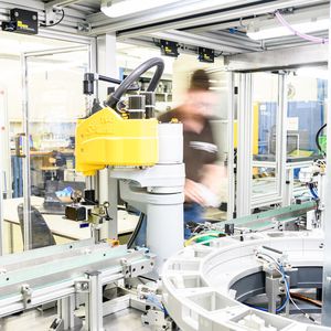 The mechanical engineering industry is facing major challenges: rising operating costs, a shortage of skilled workers, global competition and new trade barriers. The solution: energy-efficient, digitally networked and user-friendly systems.(Image: Eaton)