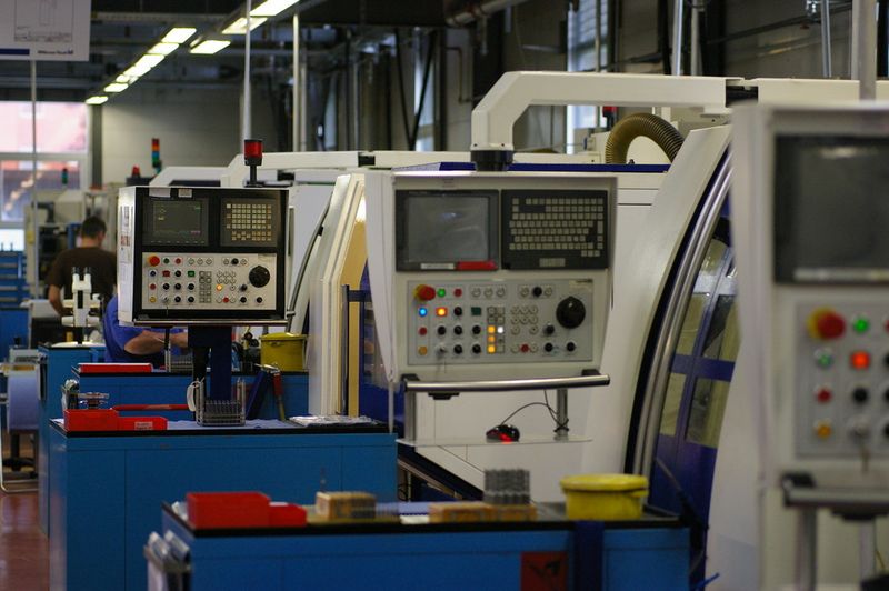 Afin de se distinguer de la concurrence à savoir des fabricants d'outils allemands, l'entreprise Mikron Tools AG a choisi d'investir dans des machines haut de gamme notamment des Rollier et des Rollomatic pour être bien certain de pouvoir atteindre un degré de liberté suffisant pour pouvoir réaliser des outils originaux. (Image: MSM / JR Gonthier)